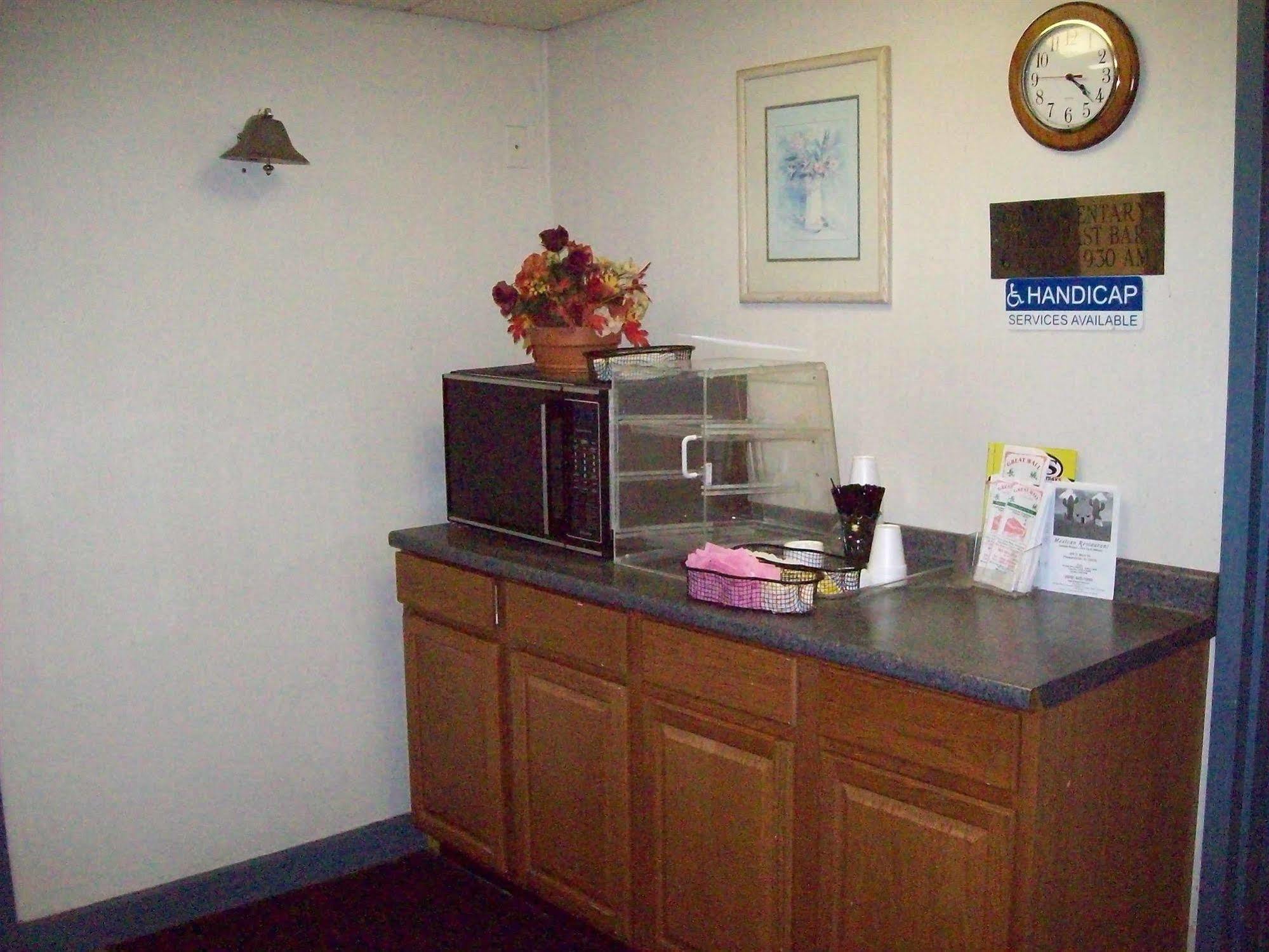 Courtesy Inn Egg Harbor Township Exterior foto